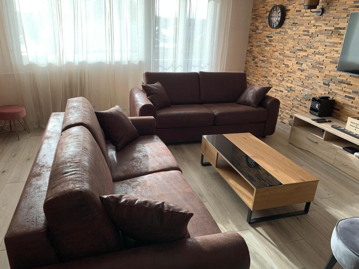 Ferienwohnung Au Coeur De Lisieux 83 M2 Et Vue Sur La Basilique Exterior foto