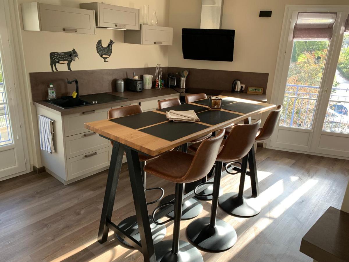 Ferienwohnung Au Coeur De Lisieux 83 M2 Et Vue Sur La Basilique Exterior foto